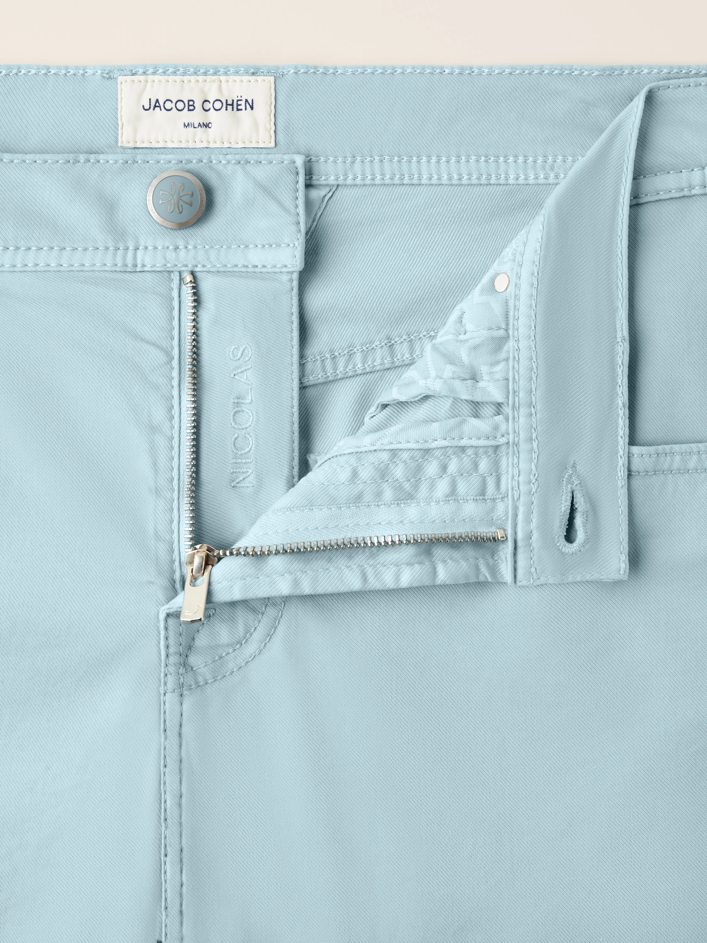 Nicolas – Bermuda in twill stretch - Image 4